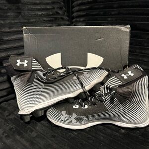Under Armour Football Cleats Men’s 7